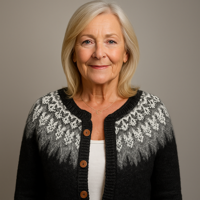 Laera & Cole - Classic Icelandic Wool Cardigan