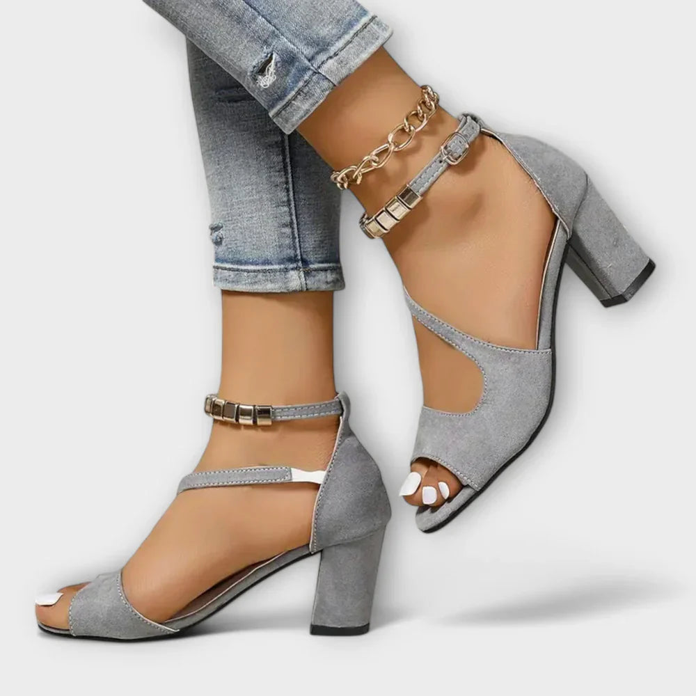 EVERRET COURT HIGH HEELS