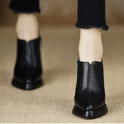 EVERRET  STYLISH PUMPS