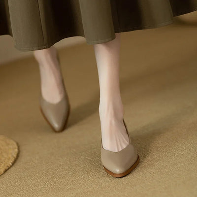 EVERRET CLASSIC PUMPS